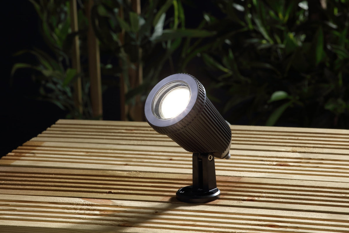 Wells Outdoor Adjustable Spike Light, Black