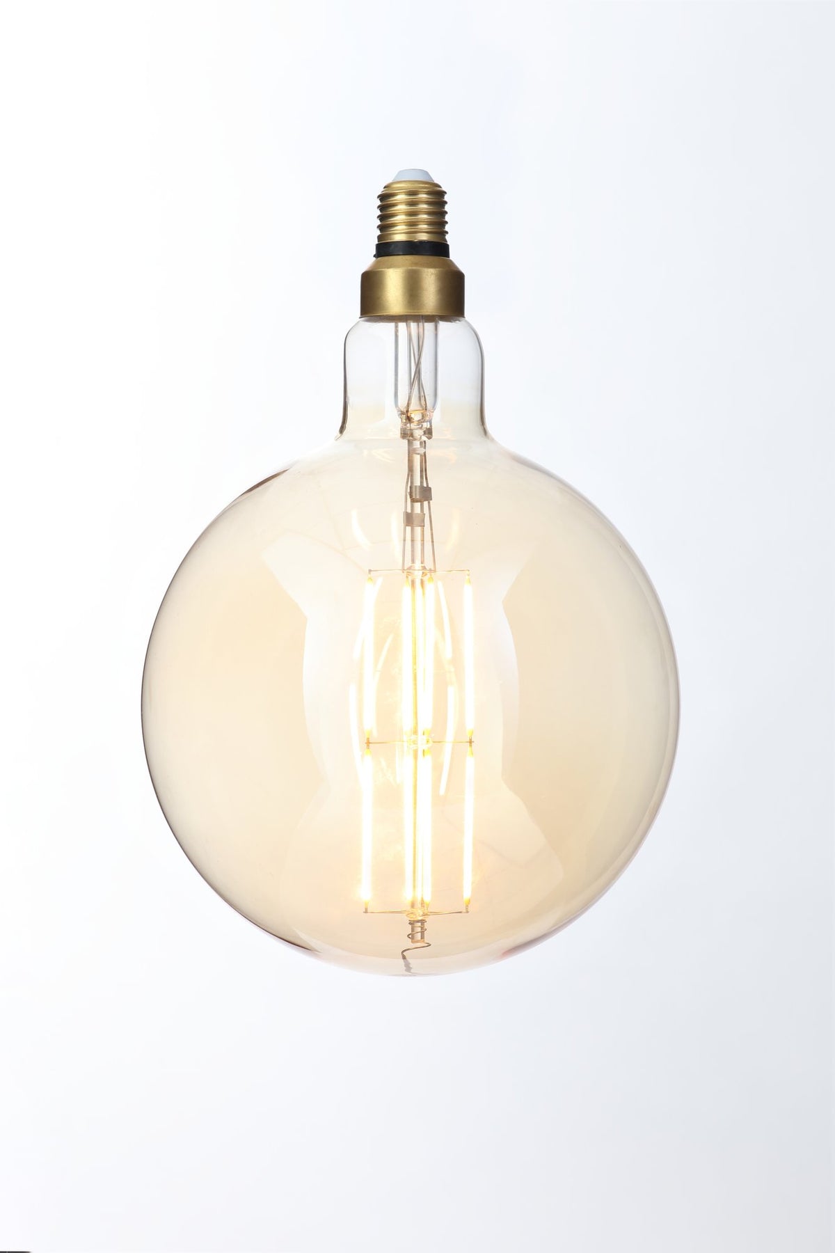 6 Watt LED Oversized Vintage Style E27 Globe Filament Bulb - Amber