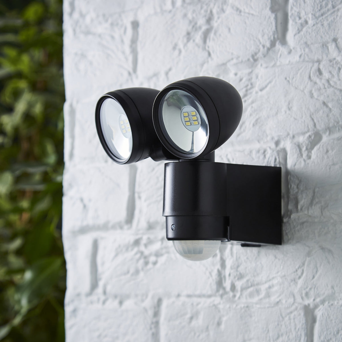 Sirocco 2 Light LED Security Spotlight with PIR Sensor - Black