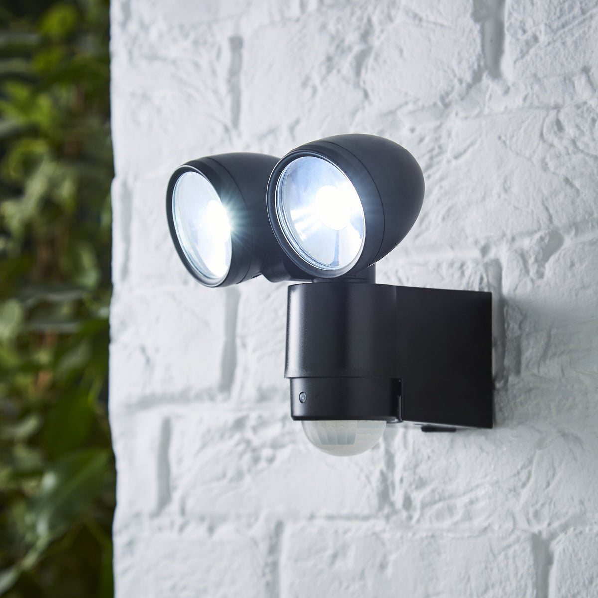 Sirocco 2 Light LED Security Spotlight with PIR Sensor - Black