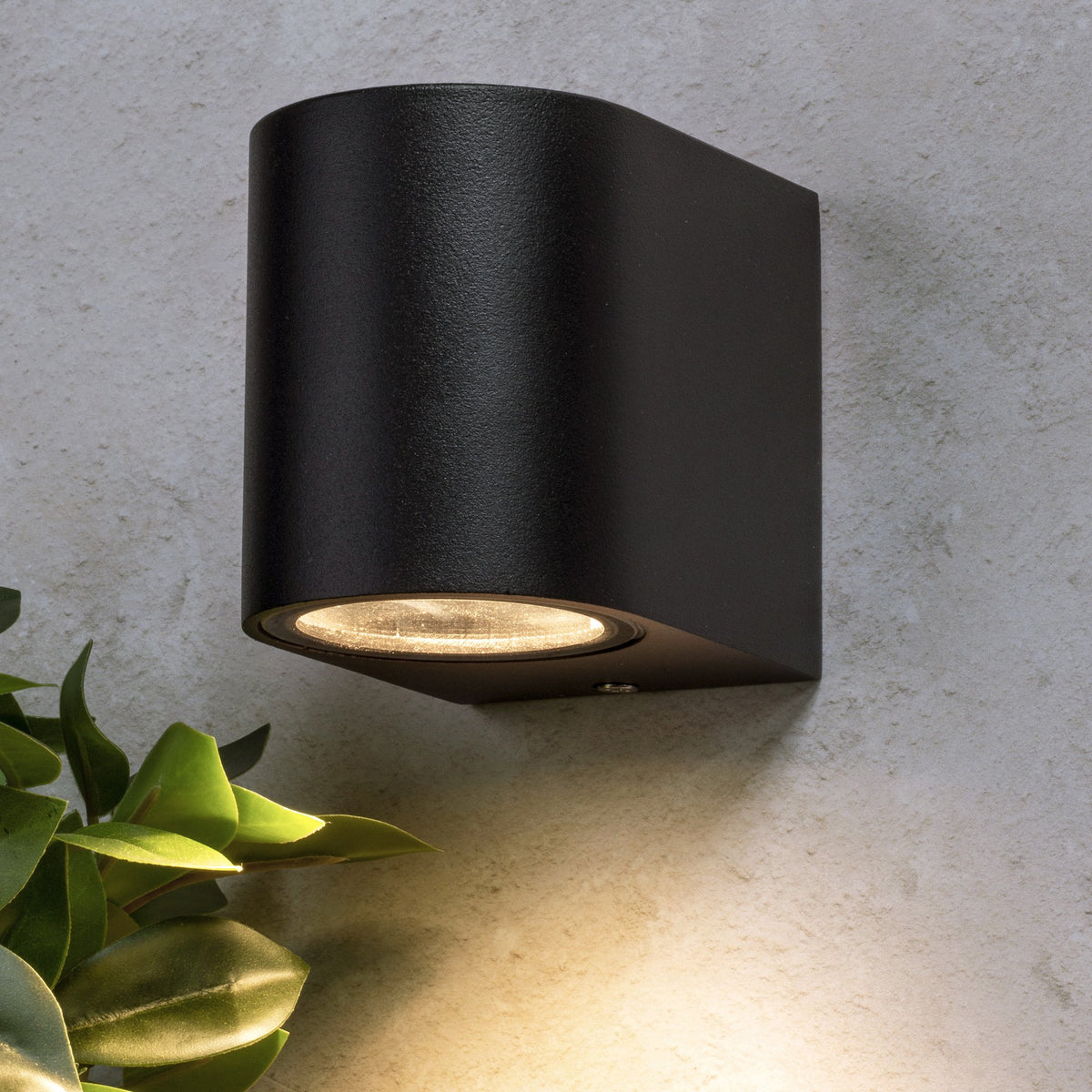 Antar Outdoor Wall Light, Black