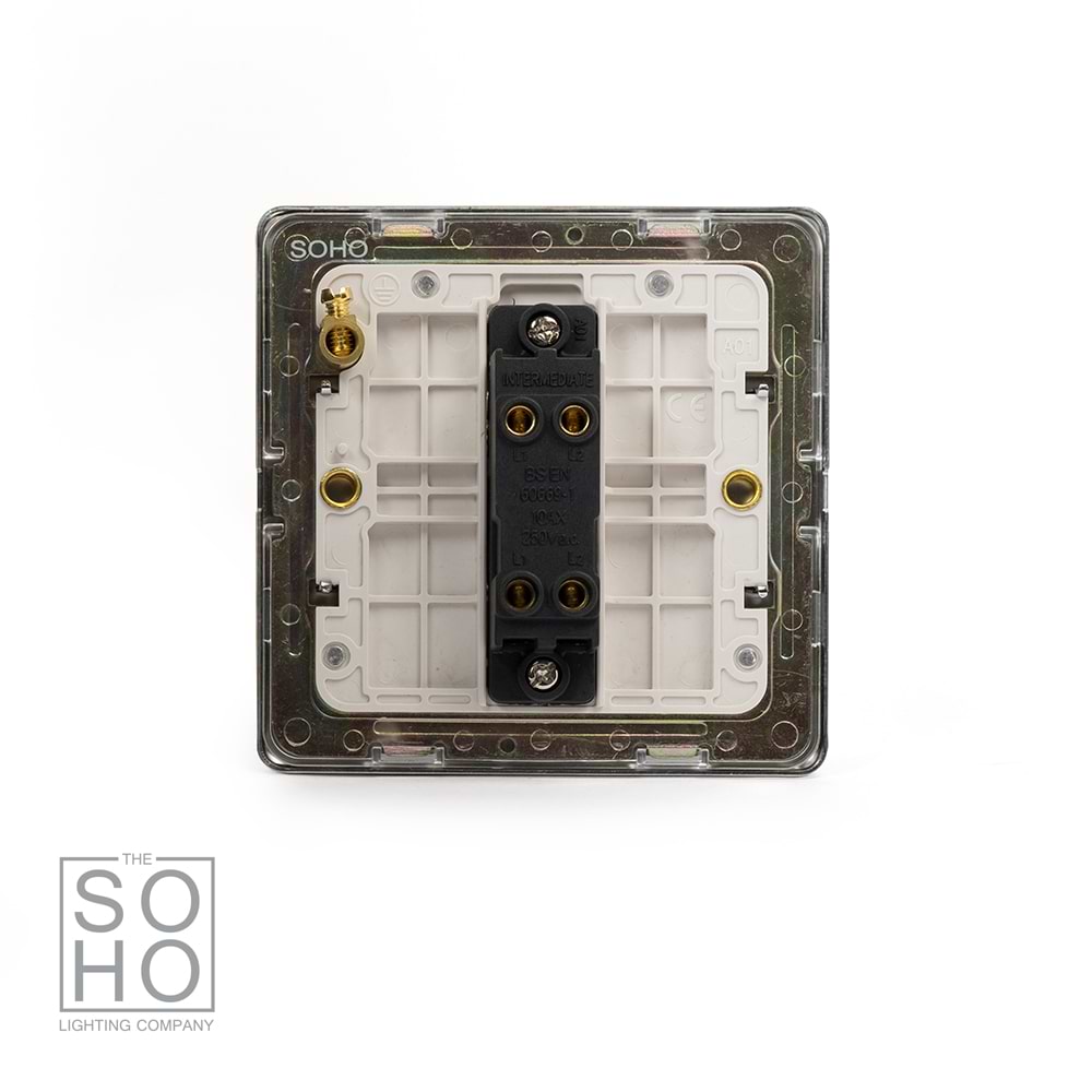 The Finsbury Collection Polished Chrome 1 Gang Intermediate Switch White Ins 10A Screwless