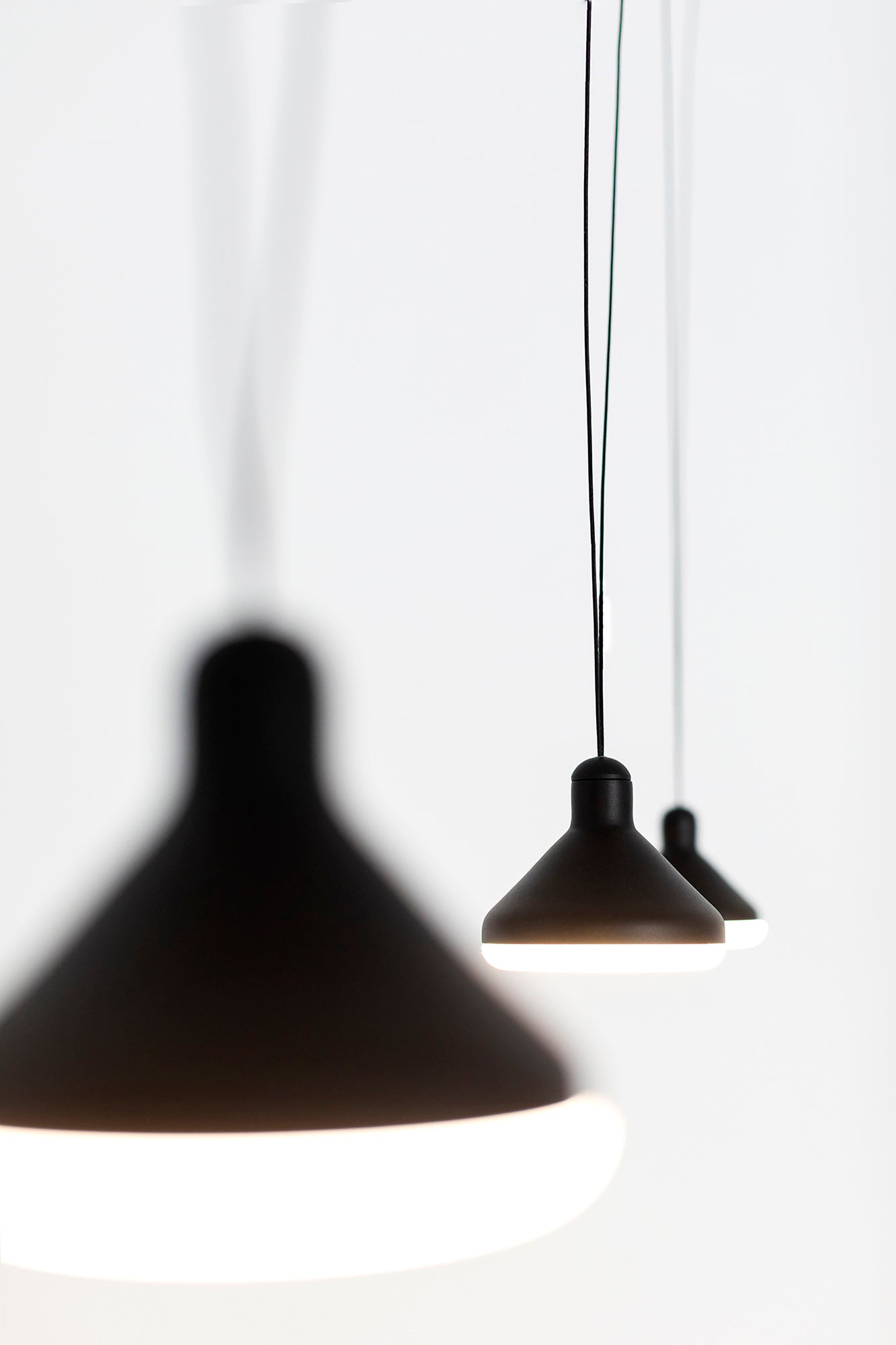 Sirio 3 Light Linear Pendant , 24W LED, 3000K, 1770lm, Black, 3yrs Warranty by Mantra