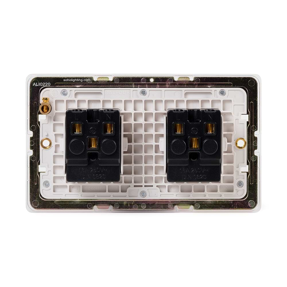The Eldon Collection White Metal Flat Plate 16A 2 Gang Euro Schuko Socket Wht Ins Screwless