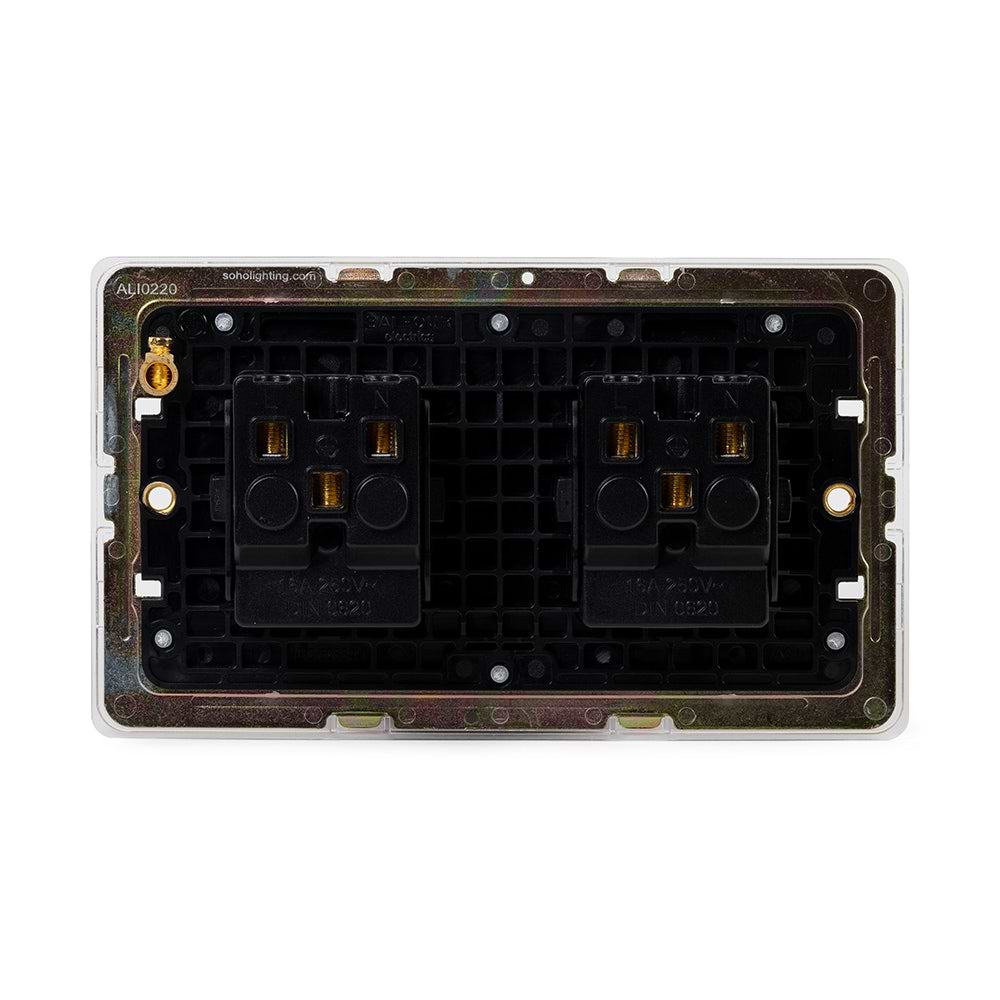 The Finsbury Collection Polished Chrome Flat Plate 16A 2 Gang Euro Schuko Socket Blk Ins Screwless