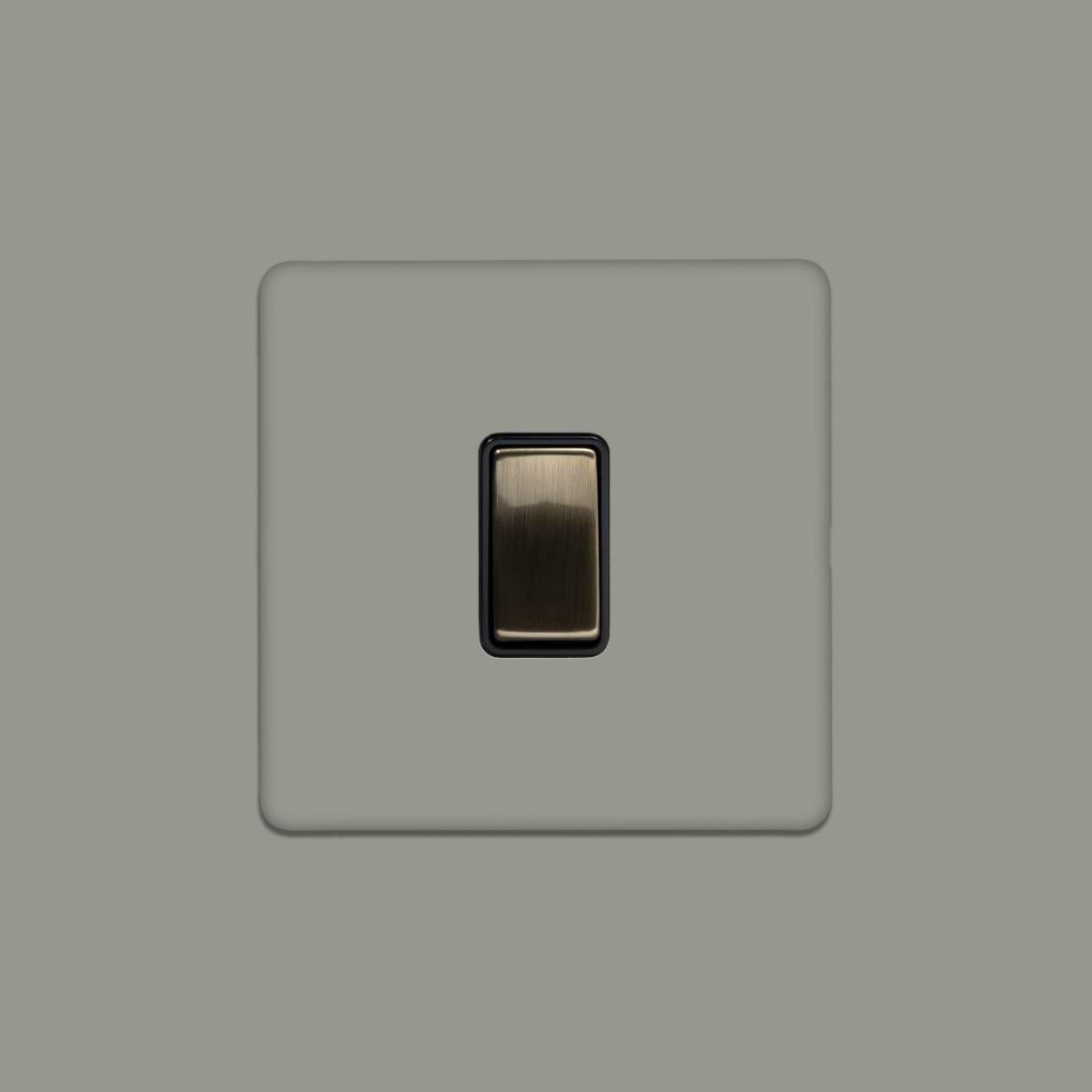 Soho Lighting Primed Paintable 1 Gang Light Switch 2 Way 10A with Antique Brass Switch