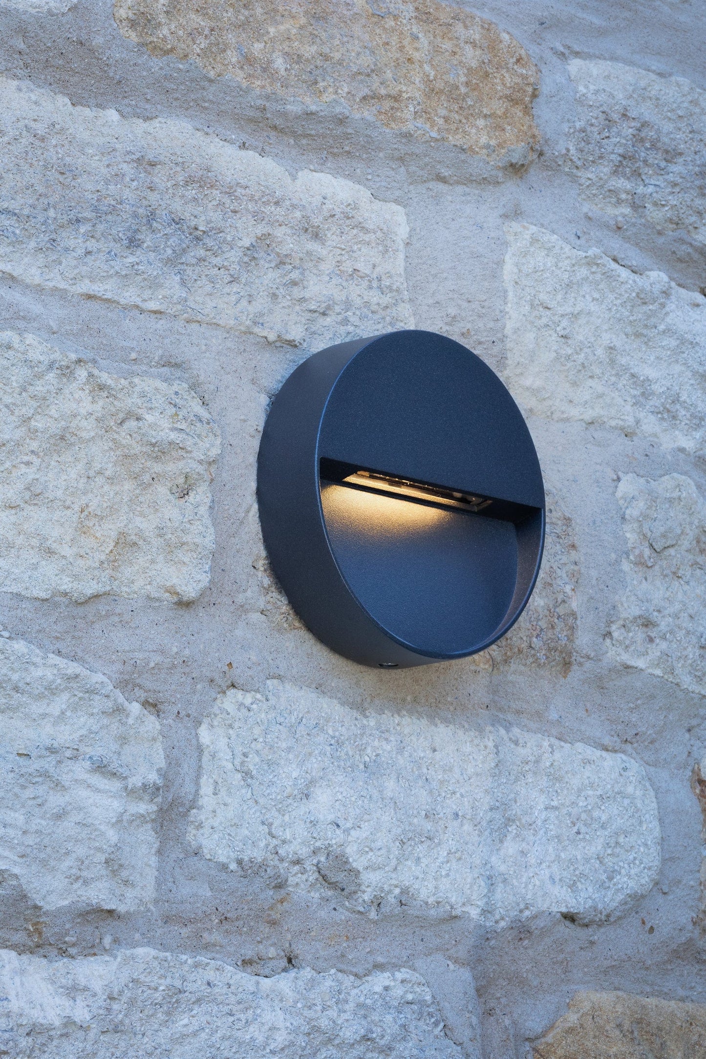 dar lighting Ugo Outdoor Wall Light Round Eyelid Anthracite IP65 LED UGO2139